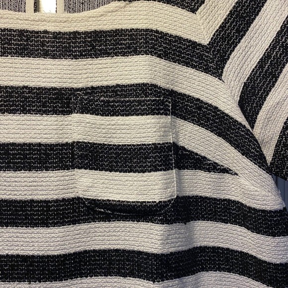 Merona Short Sleeve Top Womens Small Black White Striped Boxy Career Work Wear - Picture 3 of 7